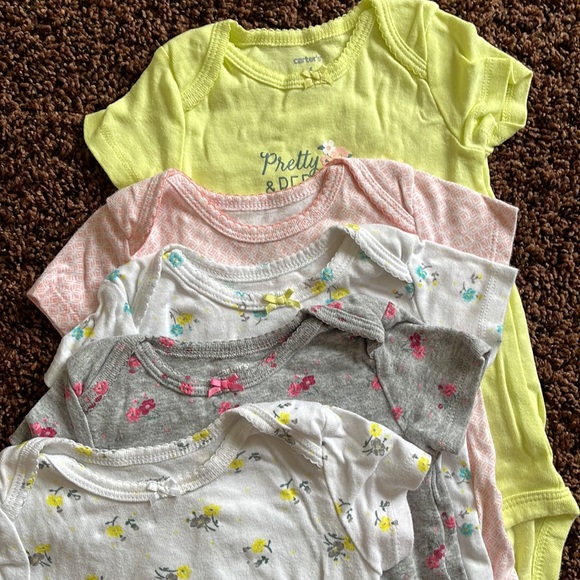 Baby girl onesies - Picture 2 of 3